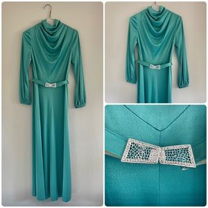 Vintage 1970s Long Elegent Dinner Party Ball Gown Dress